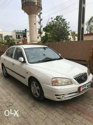  Hyundai Elantra cng  Kms