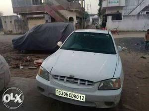  Hyundai Accent cng  Kms