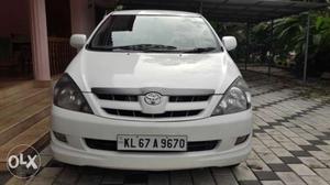  Toyota Innova diesel  Kms