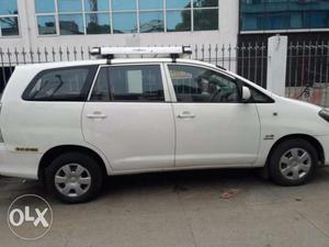 Innova 6+1, Life time Tax paid, white colour