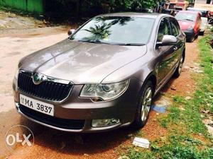  Skoda Superb petrol  Kms