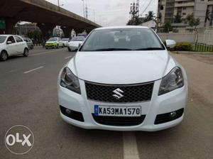 Maruti Suzuki Kizashi, , Petrol