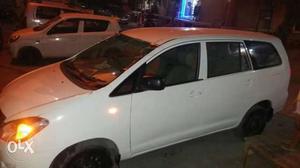  Toyota Innova petrol  Kms