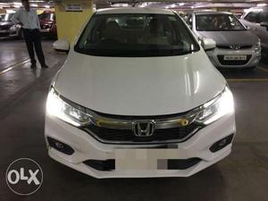 Honda New City  V MT - Premium White