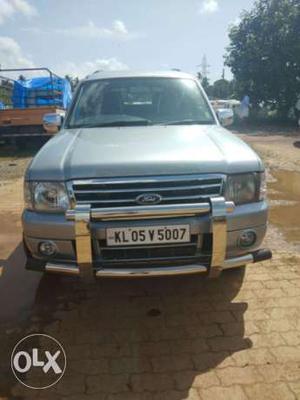 Ford Endeavour Xlt Tdci 4x, Diesel