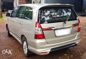 Toyota Innova 2.5 Ev Ps 7 Str Bs-iv, , Diesel