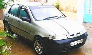  Fiat Palio petrol  Kms