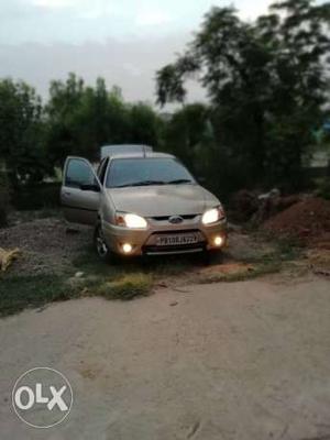  Ford Ikon diesel  Kms