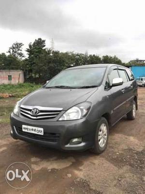 Toyota Innova 2.5 Vx 8 Str Bs-iv, , Diesel