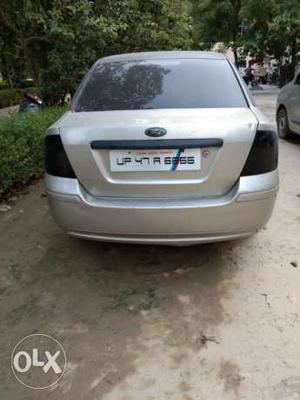  Ford Fiesta cng  Kms
