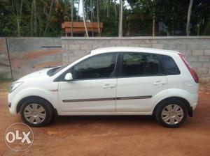 Ford figo.middle variant and single owner.1.16KM