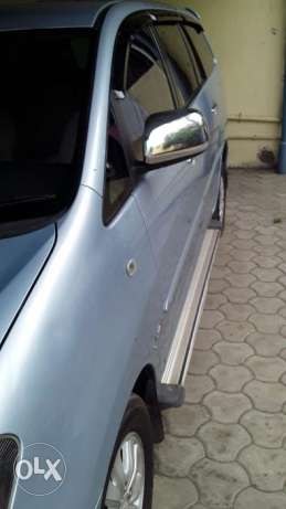 Toyato Innova - 2.5 V, BS-IV - , Diesel - Coimbatore,