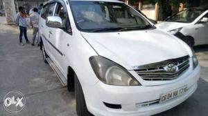 Toyota Innova 2.5 E 8 Str, , Diesel