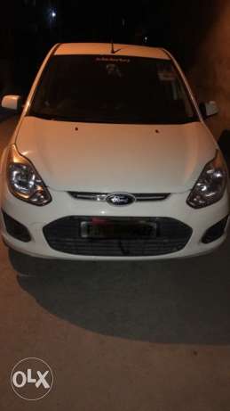  Ford Figo petrol  Kms