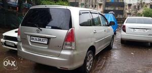 Toyota Innova 2.5 G 8 Str Bs-iii, , Diesel