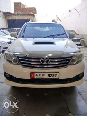 Toyota Fortuner 3.0 4x4 At, , Diesel