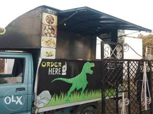 Food truck in good condition with excellent