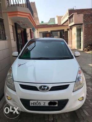  Hyundai I20 petrol  Kms