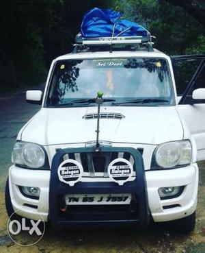  Mahindra Scorpio sle diesel  Kms