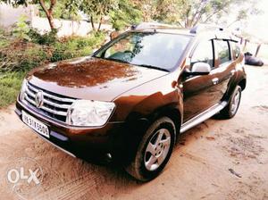 Renault Duster cng  Kms