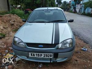  Ford Ikon petrol  Kms