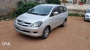 Innova  g4 top end 2nd owner showroom condition