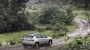 Jeep compass 4×4 top model.new looking.white