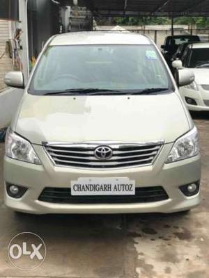 Toyota Innova 2.5 Vx 7 Str Bs-iv, , Diesel