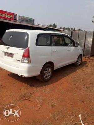  Toyota Innova diesel  Kms