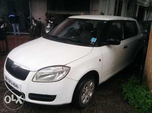  Skoda Fabia petrol  Kms