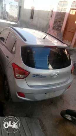  Hyundai Grand I 10 petrol  Kms