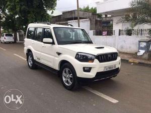 Mahindra Scorpio S, Diesel