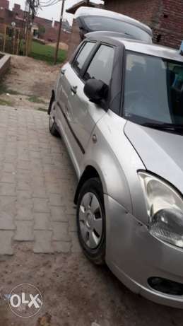 Up 21 nambar hai  Maruti Suzuki Swift petrol  Kms