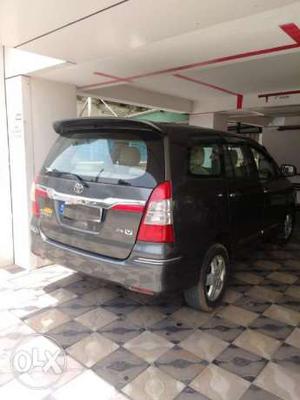 Grey Innova 2.5V  Model for sale