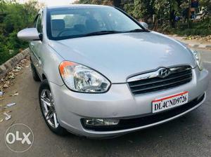  Hyundai Verna petrol  Kms