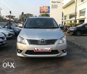 Toyota Innova 2.5 Vx 7 Str, , Diesel