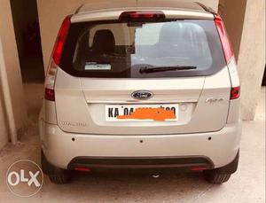  Ford Figo petrol  Kms