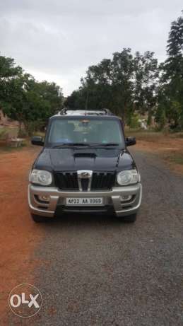  Mahindra Scorpio diesel 98 Kms