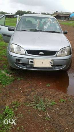  Ford Ikon petrol  Kms