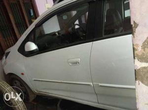  Chevrolet Beat petrol  Kms