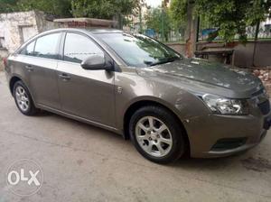  Chevrolet Cruze petrol  Kms