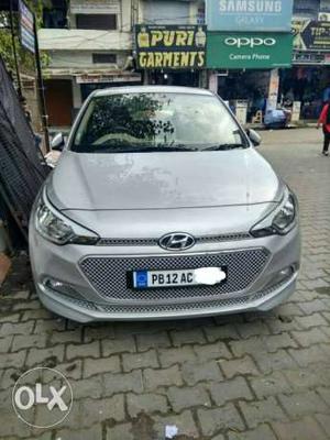  Hyundai Elite I20 diesel  Kms