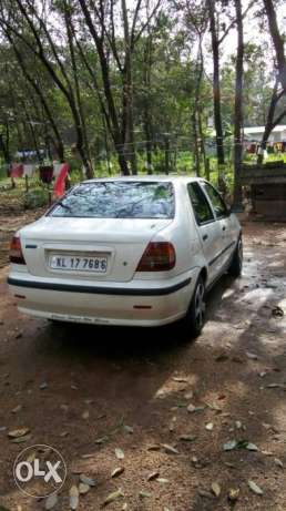  Fiat Siena petrol  Kms