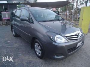 Toyota Innova 2.5 G4 8 Str, , Diesel