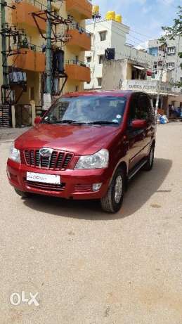 Mahindra Xylo  Red E8 BSIV With ABS & Alloy Wheels