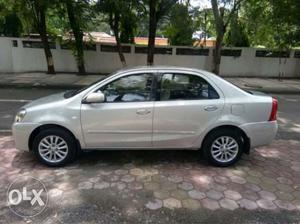 Toyota Etios V, , Petrol