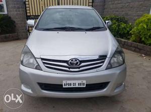 Toyota Innova 2.5 V 8 Str, , Diesel