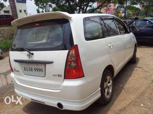  Toyota Innova diesel  Kms