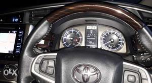  Toyota Innova diesel  Kms
