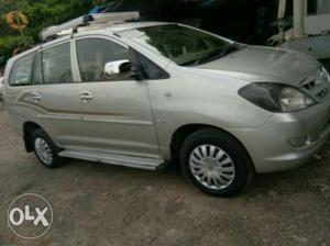 Toyota Innova 2.5 G4 8 Str, , Diesel